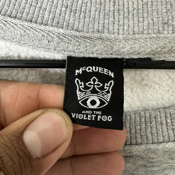 McQueen and the Violet Fog Sweatshirt Mens Large Gray Crewneck Embroidered NWOT - Picture 3 of 8